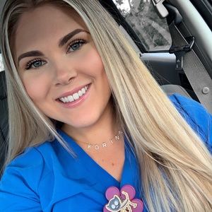 Meet your Posher, Korinne